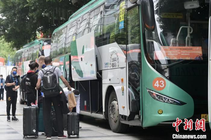 如果事情由我来决定，我会想把握住所有的机会，但最终我只打进2球。